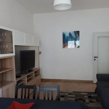 Casa Leoni
